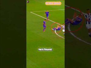 👑 Cristiano Ronaldo Does It Again! Champions League GOAT Moment 🐐⚽ #Shorts #football #ronaldo